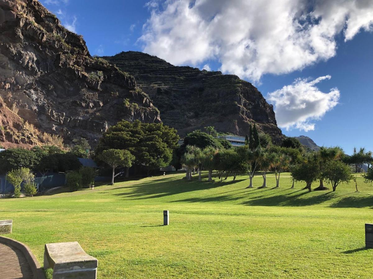 Calheta Ocean View Apartment 2 - Air Condition Estreito Da Calheta ภายนอก รูปภาพ